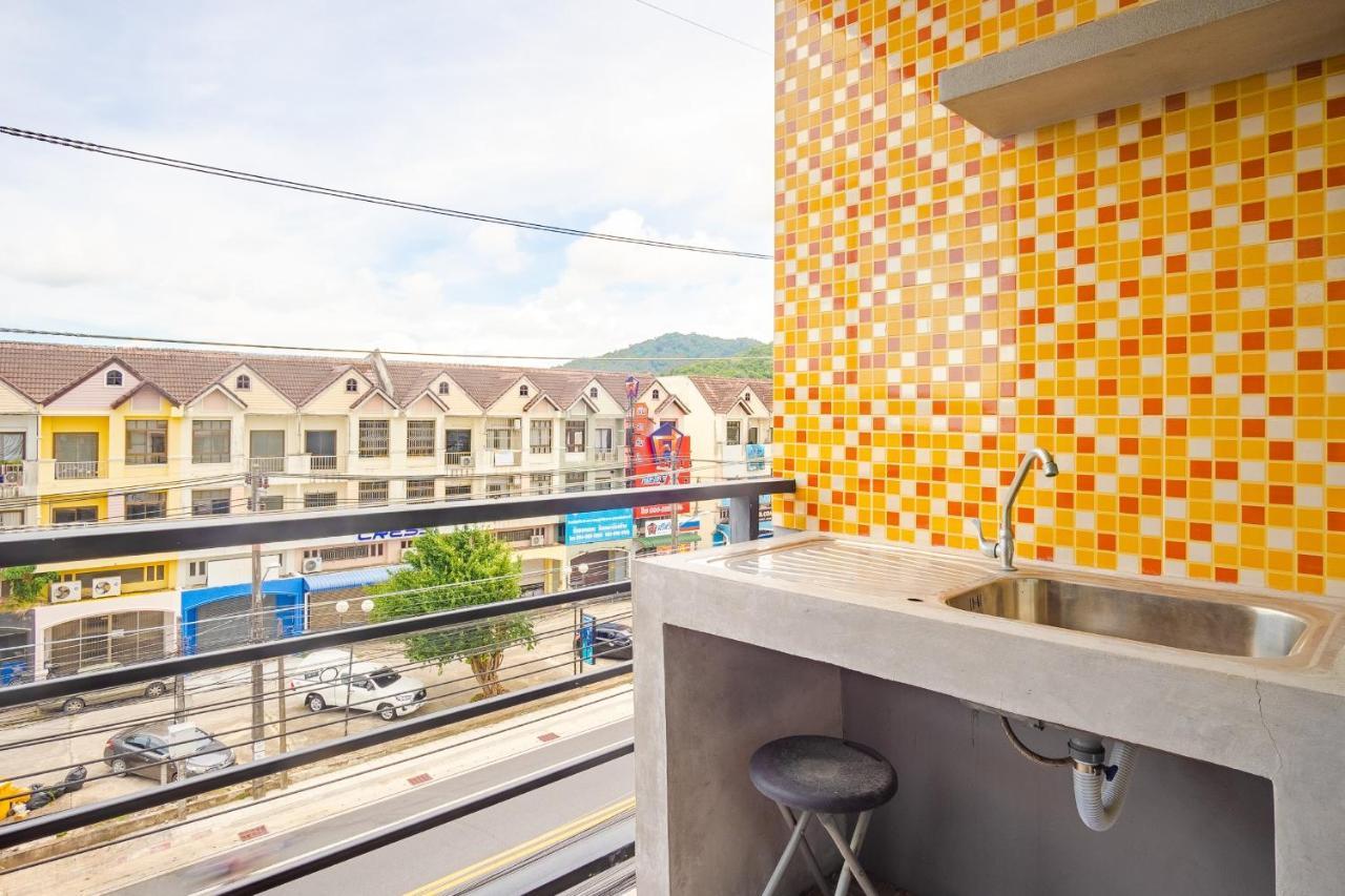 Oyo 303 Phoomjai House Apartment Chalong Exterior photo